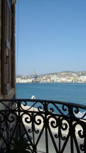 فندق إرموبولّيفي  Kymata المظهر الخارجي الصورة